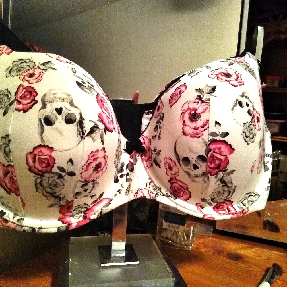 Torrid 38DDD